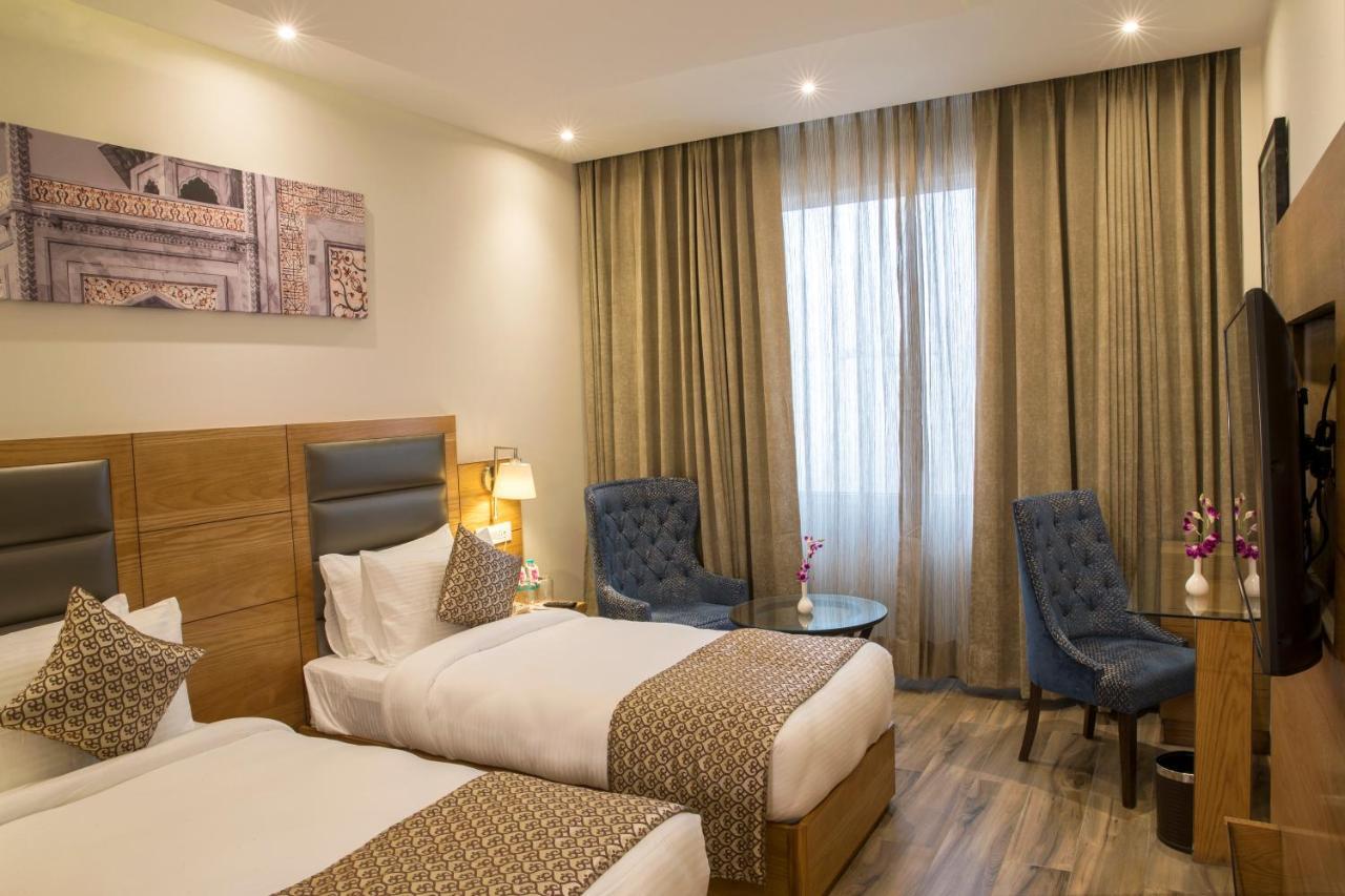 Regenta Central Cassia Zirakpur Chandigarh Eksteriør billede