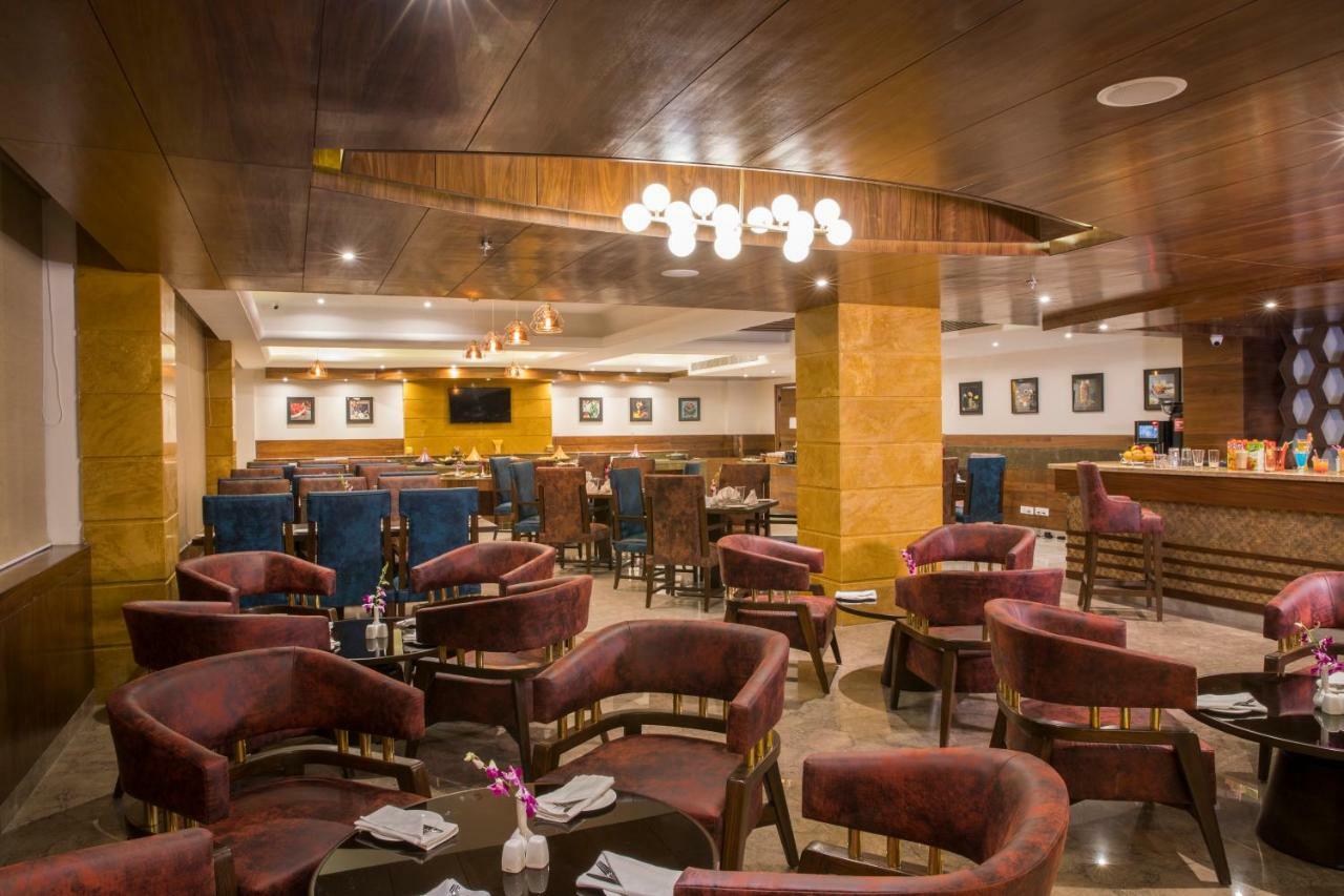 Regenta Central Cassia Zirakpur Chandigarh Eksteriør billede