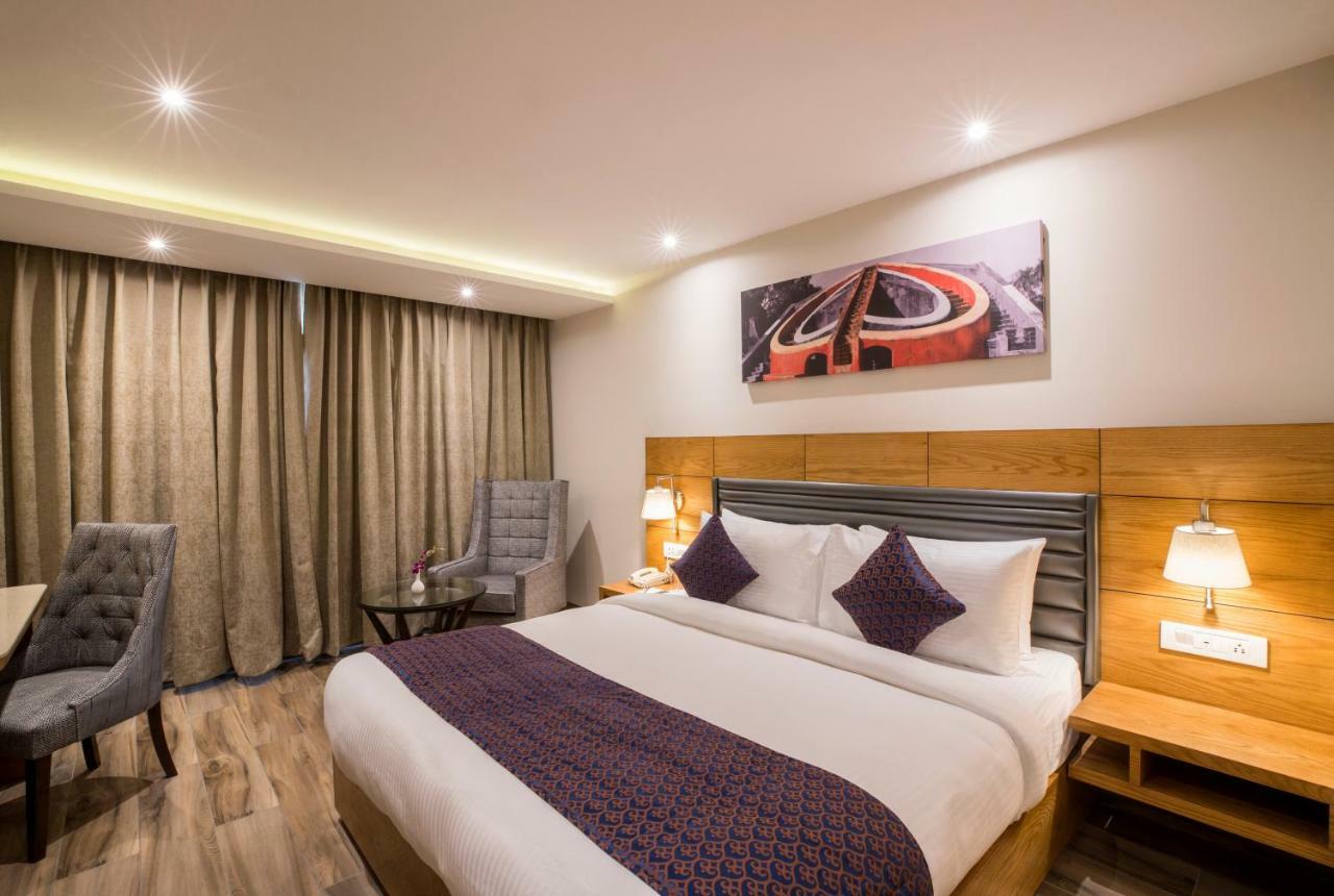 Regenta Central Cassia Zirakpur Chandigarh Eksteriør billede
